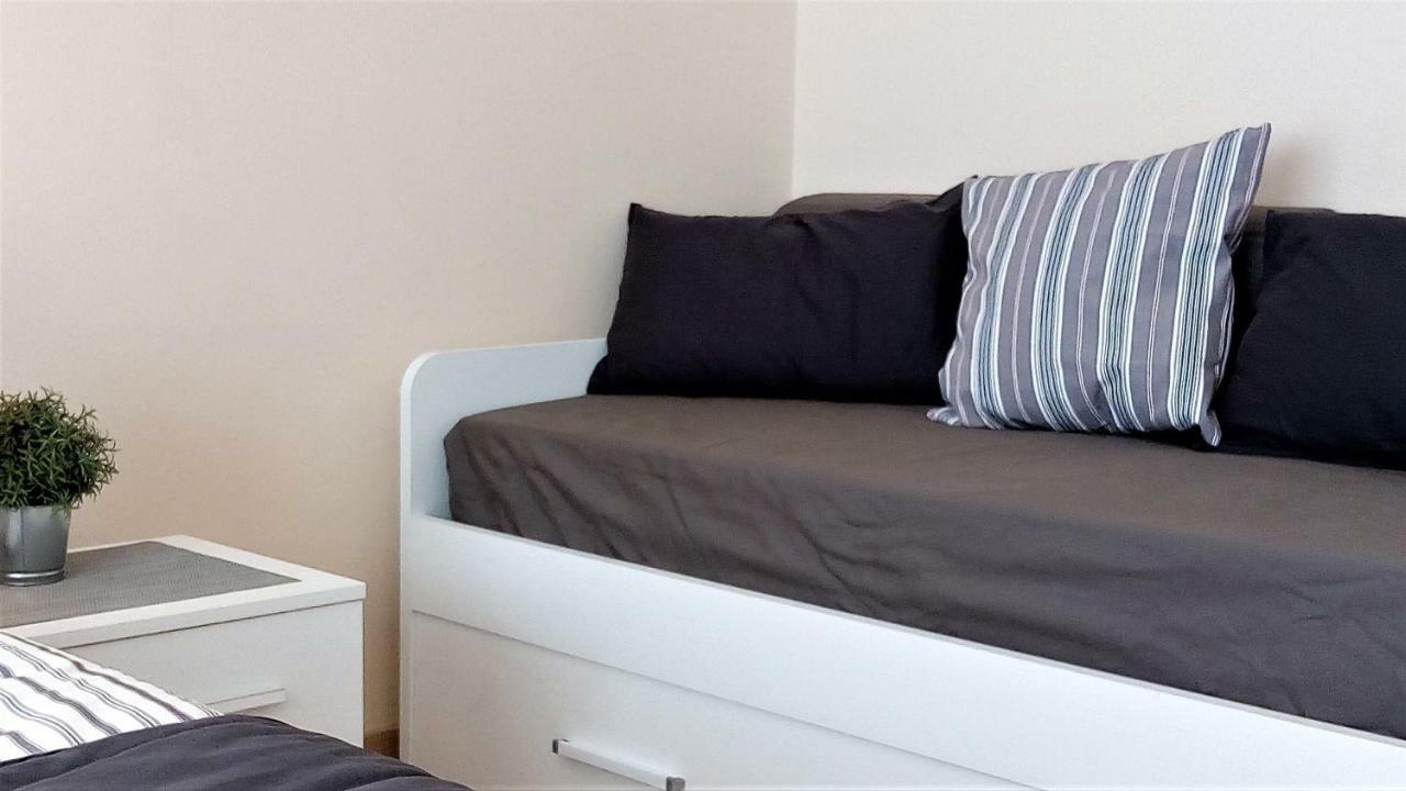 Lovely, Charming And Quiet Apartment In The Centre Air Conditioned And Free Private Garage 科莫 外观 照片